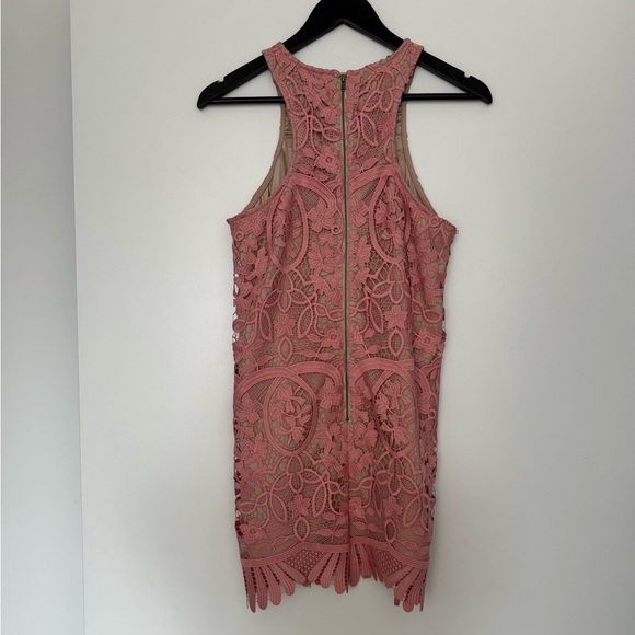 Lovers + Friends Caspian Lace Shift Dress - Picture 5 of 7